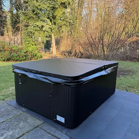 Ferienhaus Auszeit Am Mit Kamin Und Whirlpool, Nähe Berlin *