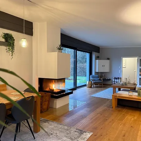 Auszeit Am Mit Kamin Und Whirlpool, Nähe Berlin Ferienhaus