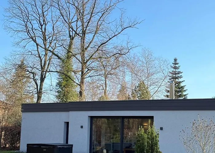 Auszeit Am Mit Kamin Und Whirlpool, Naehe Berlin *